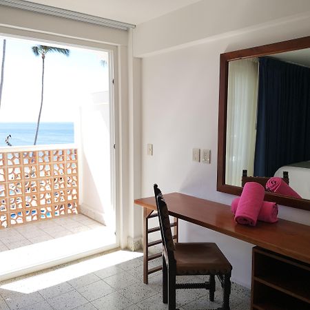 Hotel Rosita Puerto Vallarta Bagian luar foto