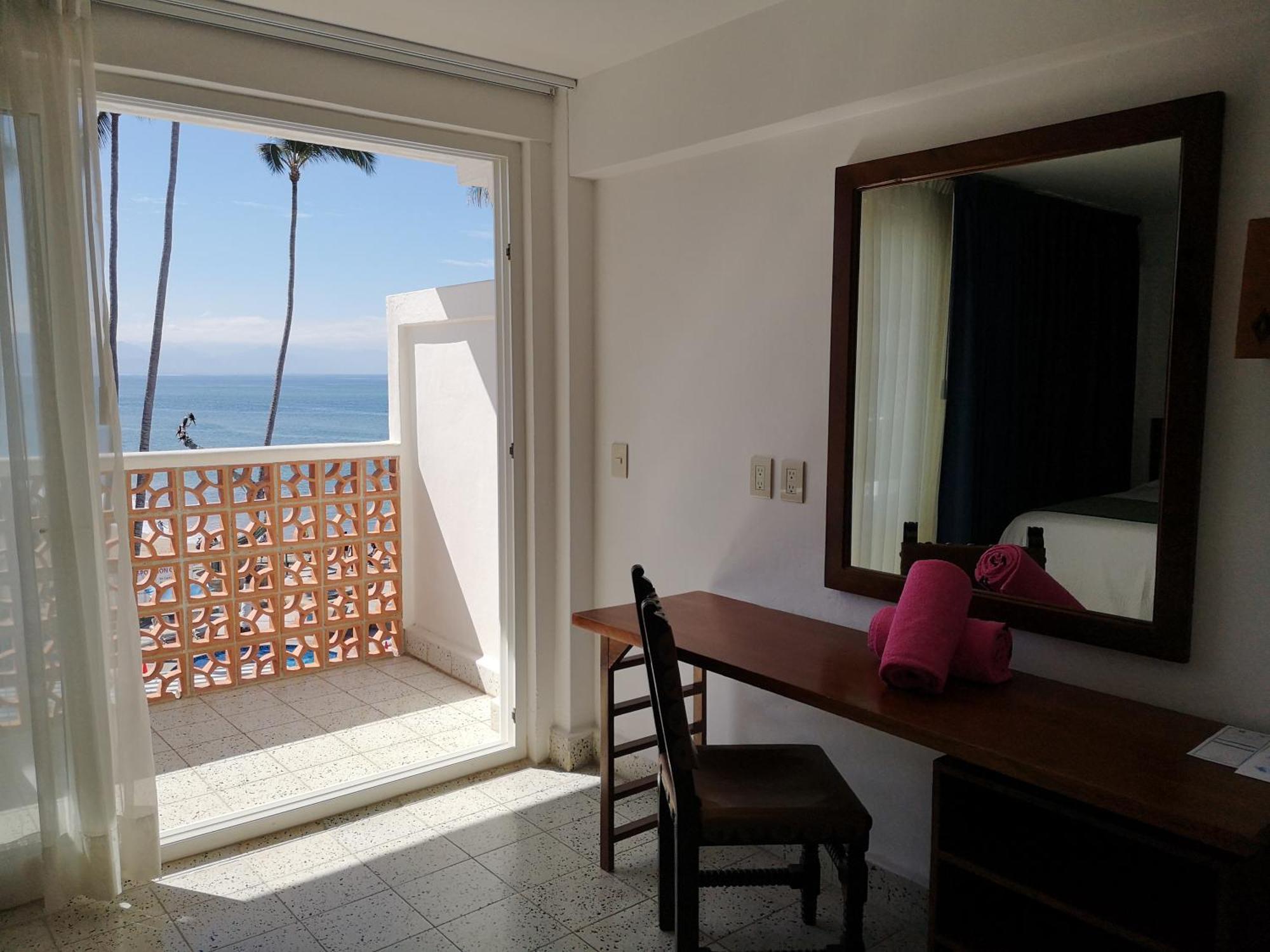 Hotel Rosita Puerto Vallarta Bagian luar foto