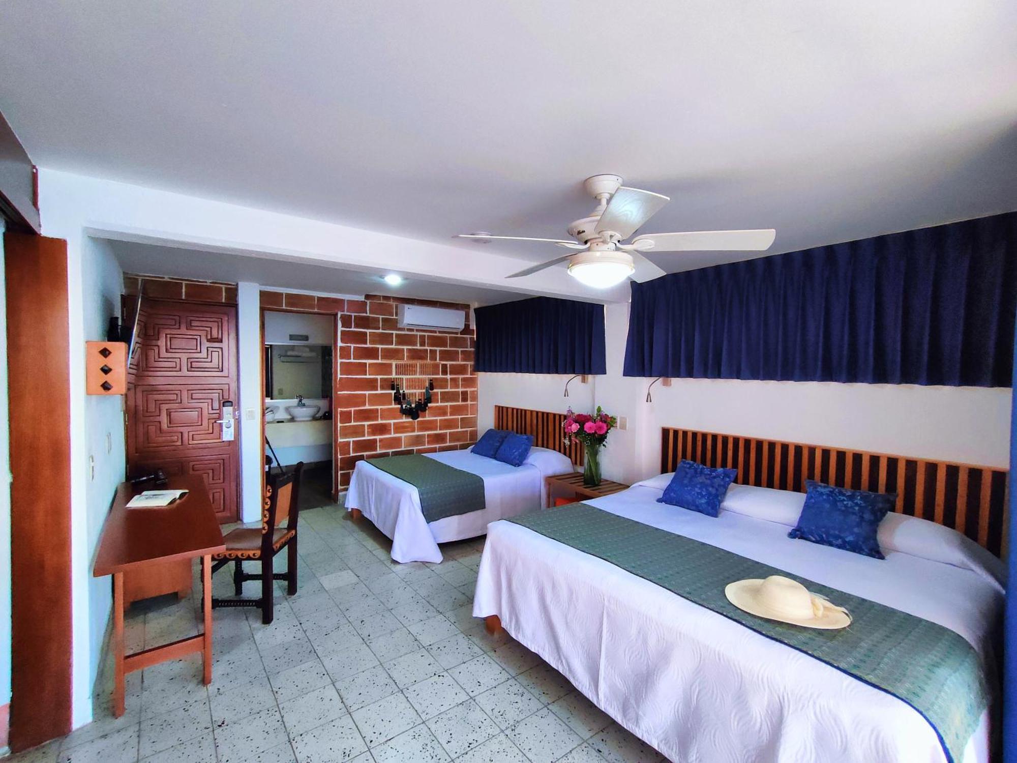 Hotel Rosita Puerto Vallarta Bagian luar foto