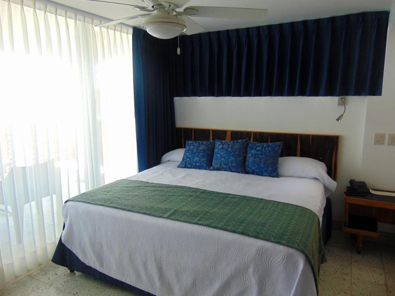 Hotel Rosita Puerto Vallarta Bagian luar foto