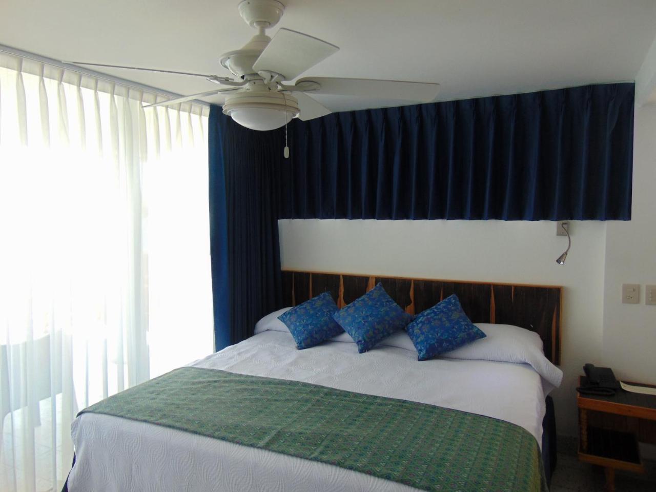 Hotel Rosita Puerto Vallarta Bagian luar foto